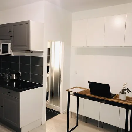 Daire 17 - Cosy & Modern